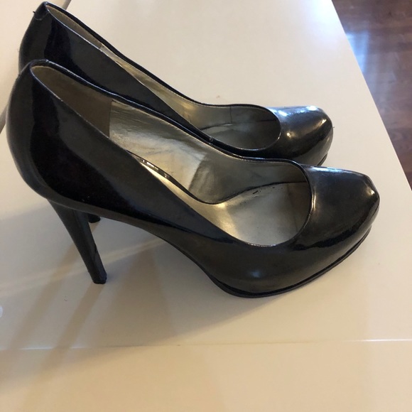 Black leather heels - Picture 2 of 2